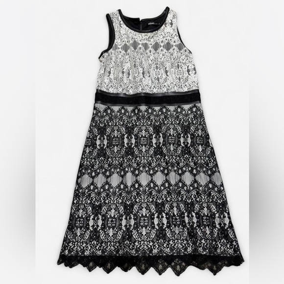 Kensie women’s 6 Black and White moody whimsygoth Lace cocktail holiday Dress - Picture 4 of 8